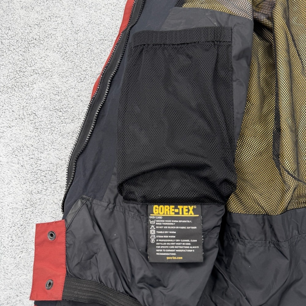 Mountain Hardwear Jacket Mens Small Red Goretex XCR Hooded Zip Pocket Ski Snow - Picture 16 of 16
